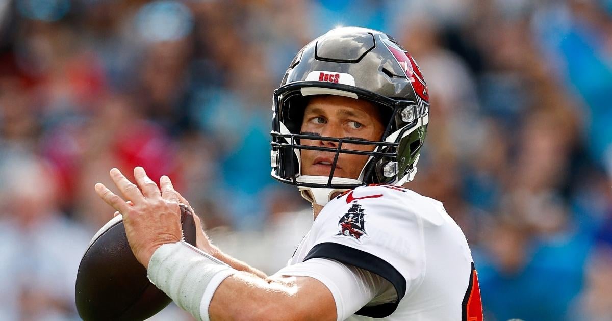 tom-brady-says-nfl-sent-him-warning-after-throwing-tablet.jpg tom-brady-says-nfl-sent-him-warning-after-throwing-tablet.jpg
