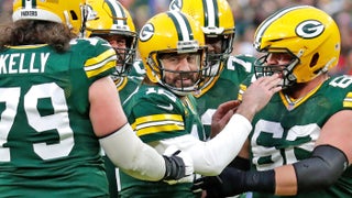 Packers wideout Davante Adams monitoring Aaron Rodgers' status