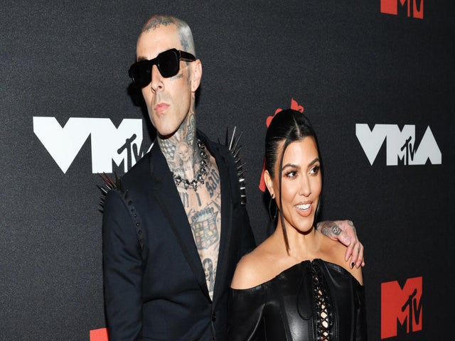 Travis Barker Shares Steamy PDA Photo With Kourtney Kardashian: 'I Would Die 4 U'