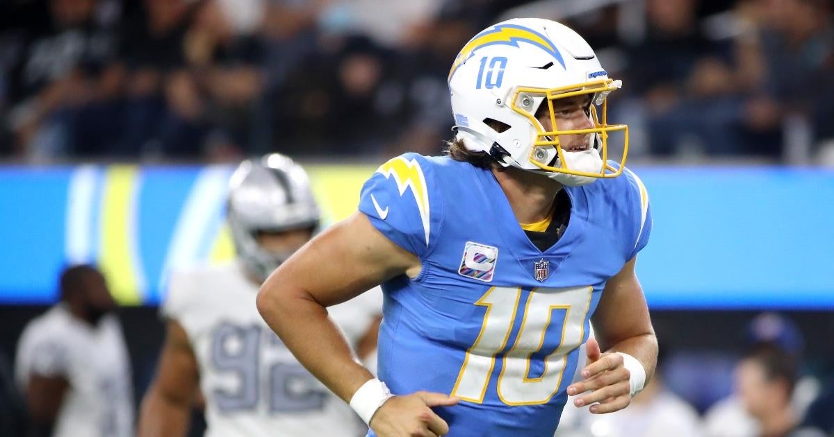 chargers-raiders-sunday-night-football-time-channell-and-how-to-watch