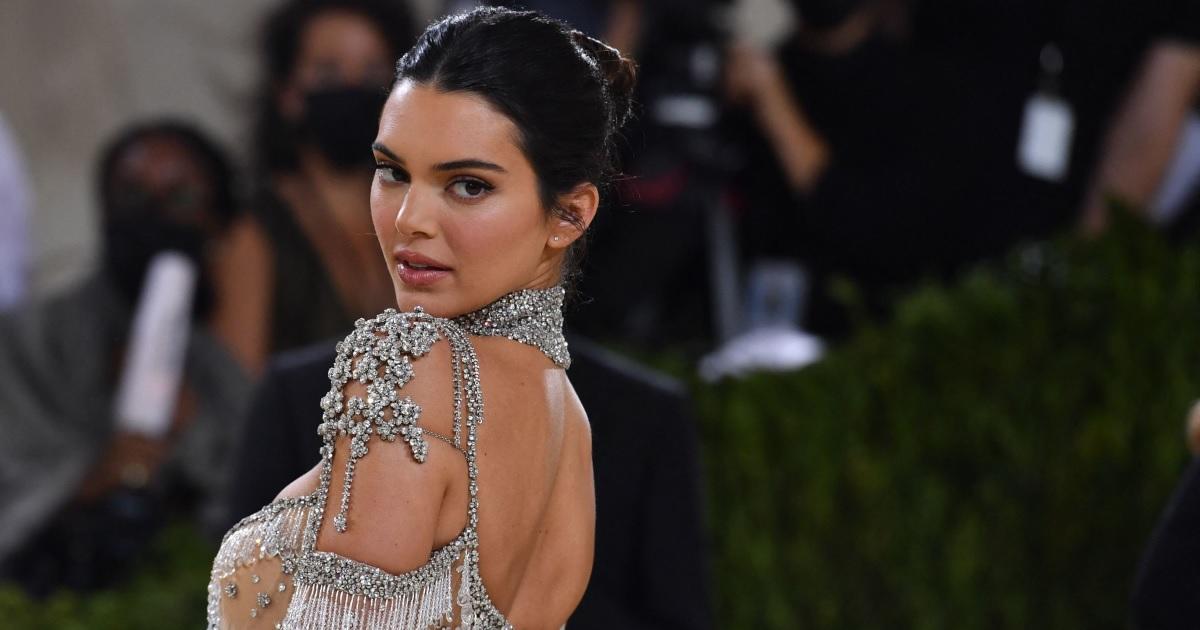 Kendall Jenner Addresses 'Inappropriate' Dress She Wore to Her Friend's ...