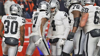 Las Vegas Raiders 2022: What the Hell Happened? 