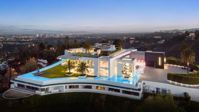 Look Inside America's Most Expensive Home, Bigger Than the White House at $295M