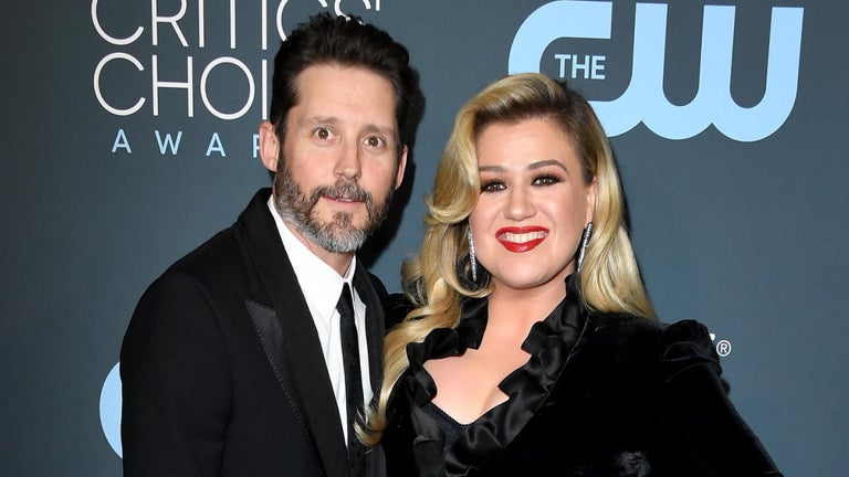 Kelly Clarkson Changes Song Lyrics to Comment on Brandon Blackstock Divorce