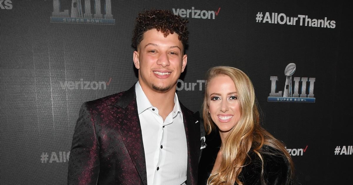 Patrick Mahomes' Fiancee Brittany Matthews Showers Fans With Champagne After Chiefs' Wild Playoff Win.jpg