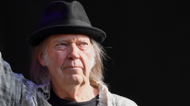 Neil Young's Music Pulled From Spotify After Joe Rogan Standoff