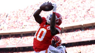 Tyreek Hill could set all-time Chiefs wide receiver records - Arrowhead  Pride