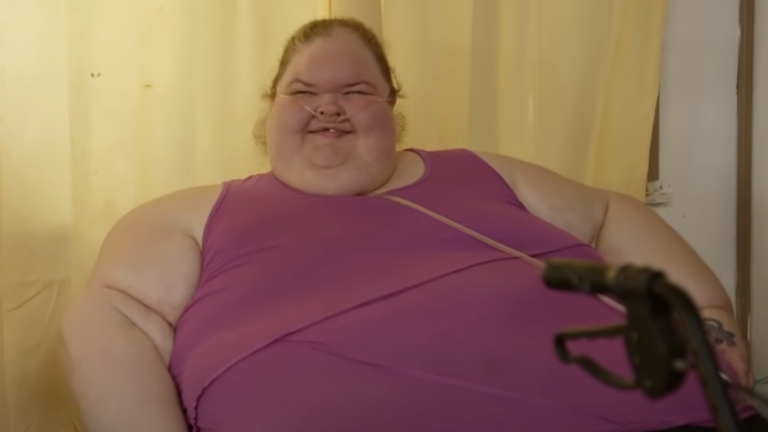 '1000-Lb. Sisters' Star Tammy Slaton Hospitalized After She 'Quit Breathing'