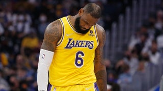 LeBron James Expected to Miss Significant Time Due to Foot Injury -  Blazer's Edge