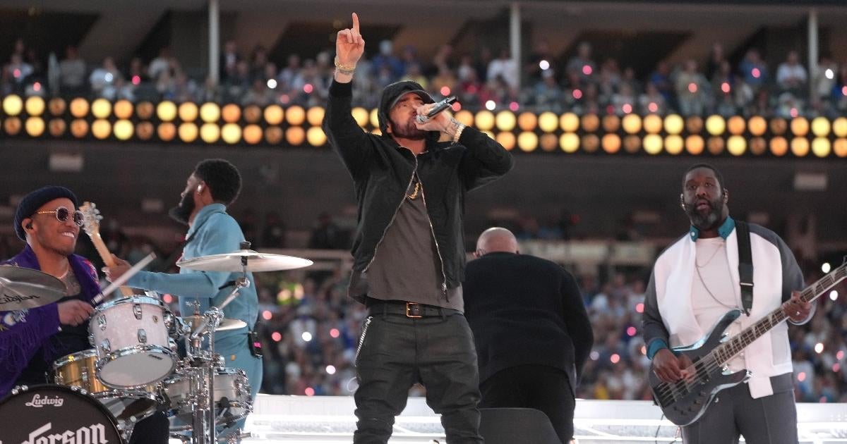 Super Bowl 2022: Eminem kneels during Pepsi halftime show despite