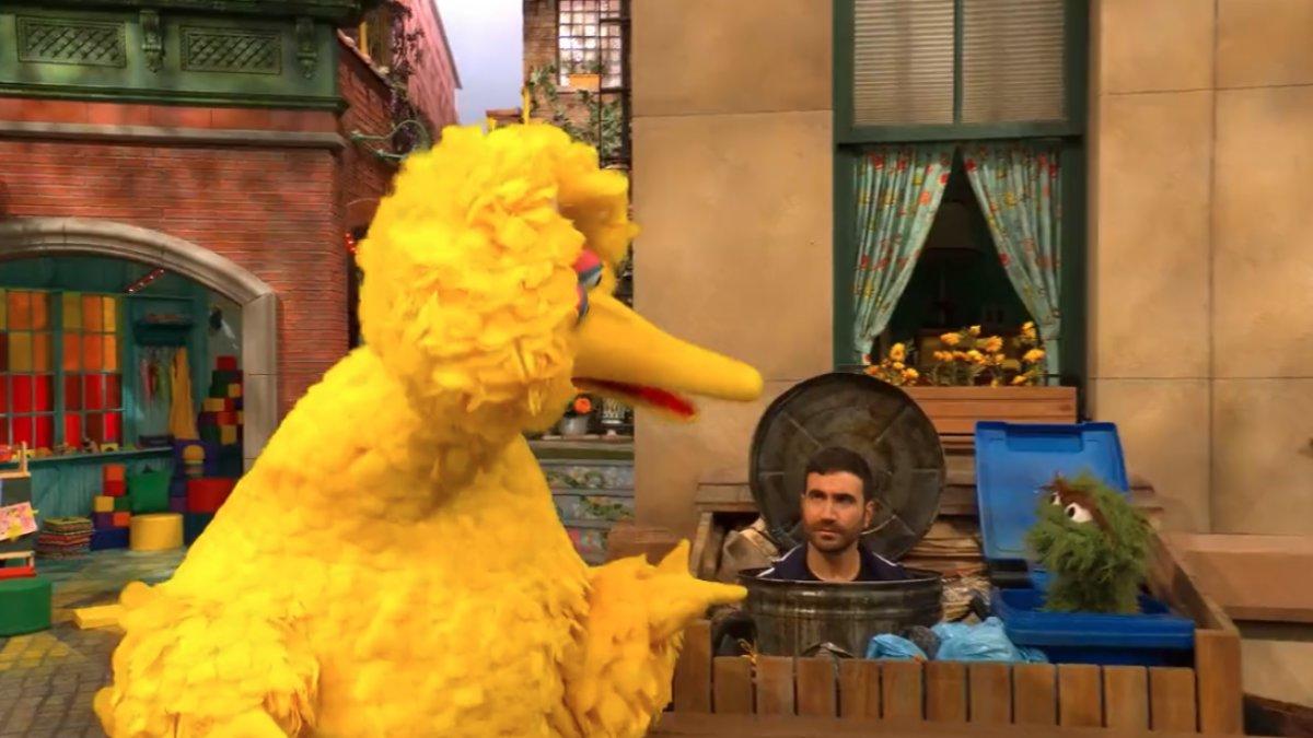 Ted Lasso Star Visits Sesame Street, Giving Us the Roy Kent and Oscar the Grouch Crossover We Deserve - Vimarsana News