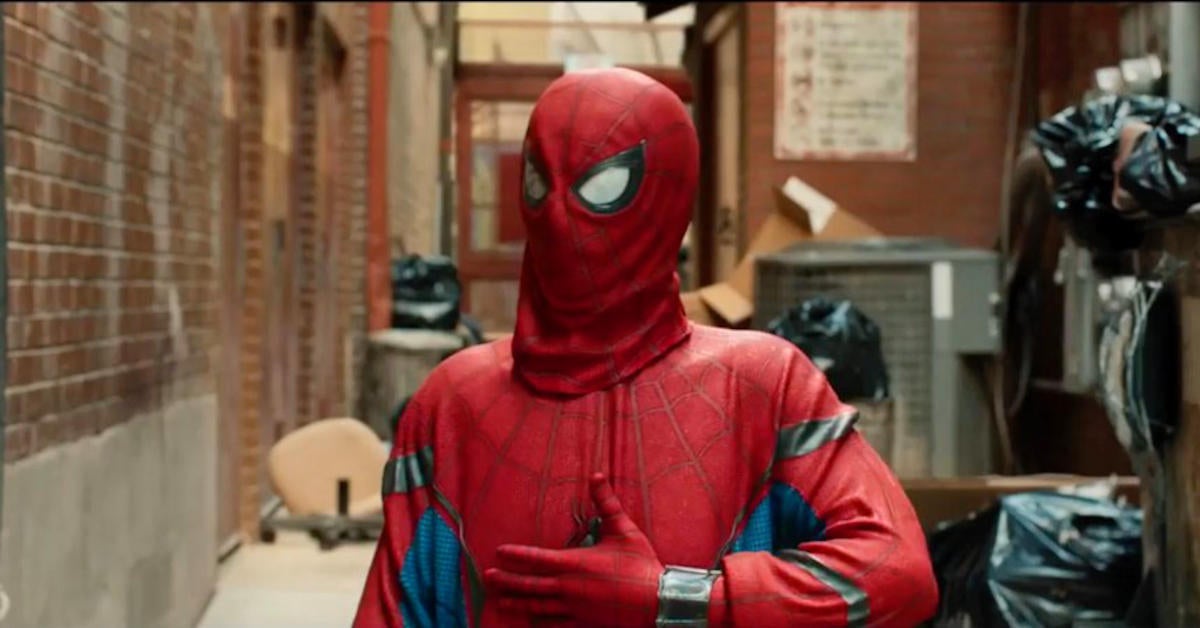 robert-pattison-tom-holland-wearing-spider-man-suit-costume-before-mcu-casting-story.jpg