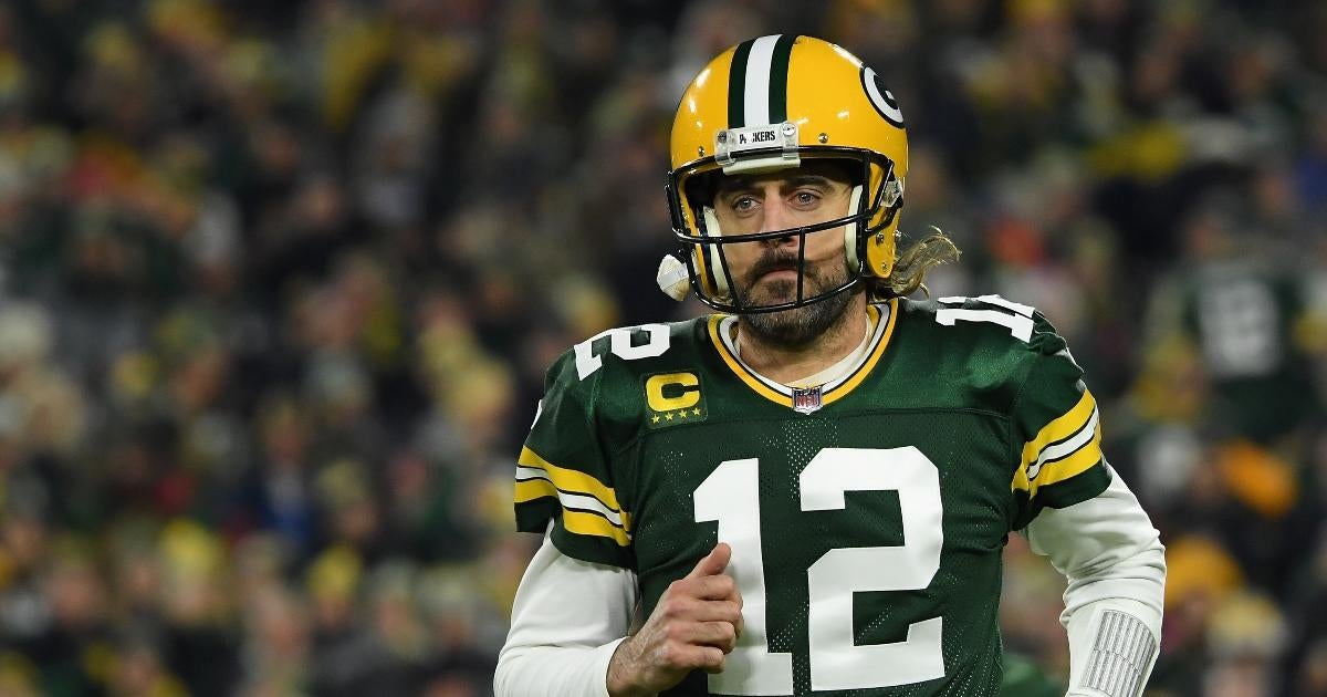 Rodgers thanks Packers teammates, coaches and Shailene Woodley in Instagram  post