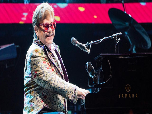 Elton John Undergoes Surgery