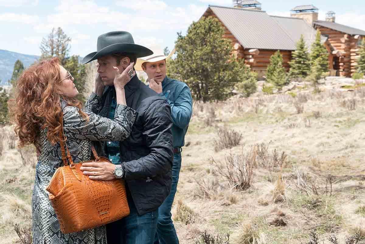 Outer Range: Josh Brolin's Prime Video Western Series Debuts First Look