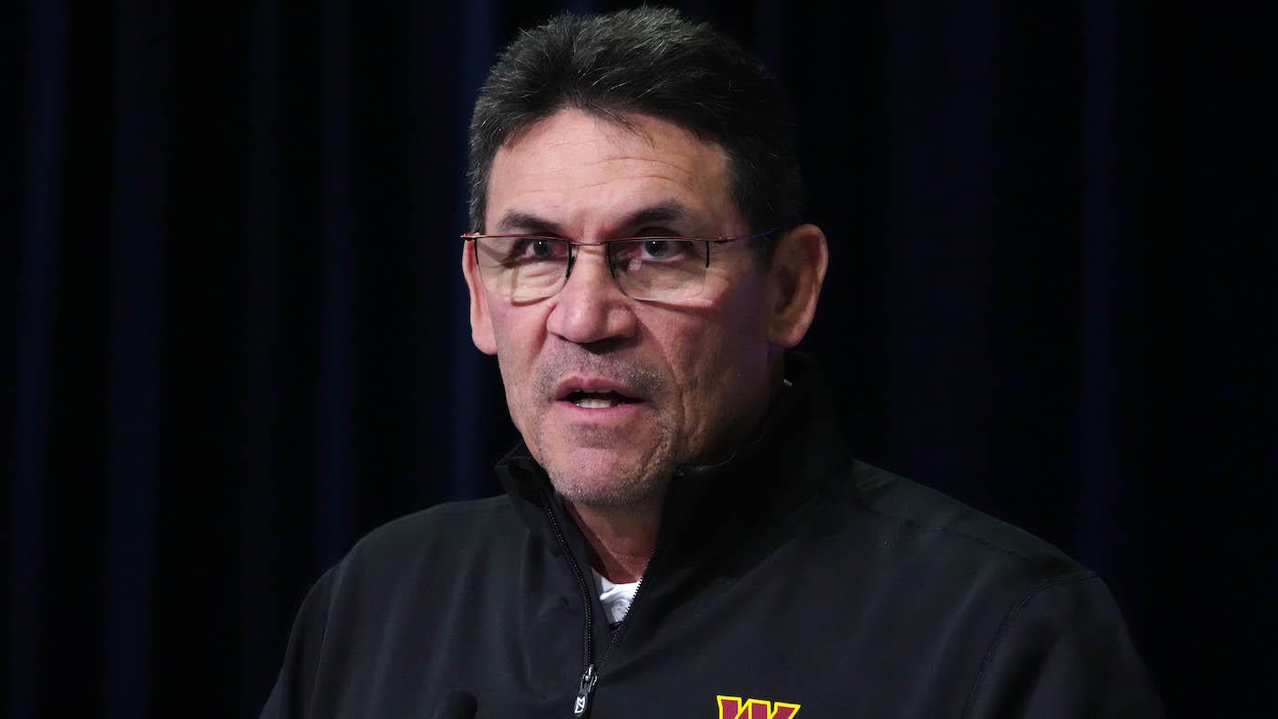 Ron Rivera apologizes to Carson Wentz, Commanders for singling out 'quarterback' as team's weakness