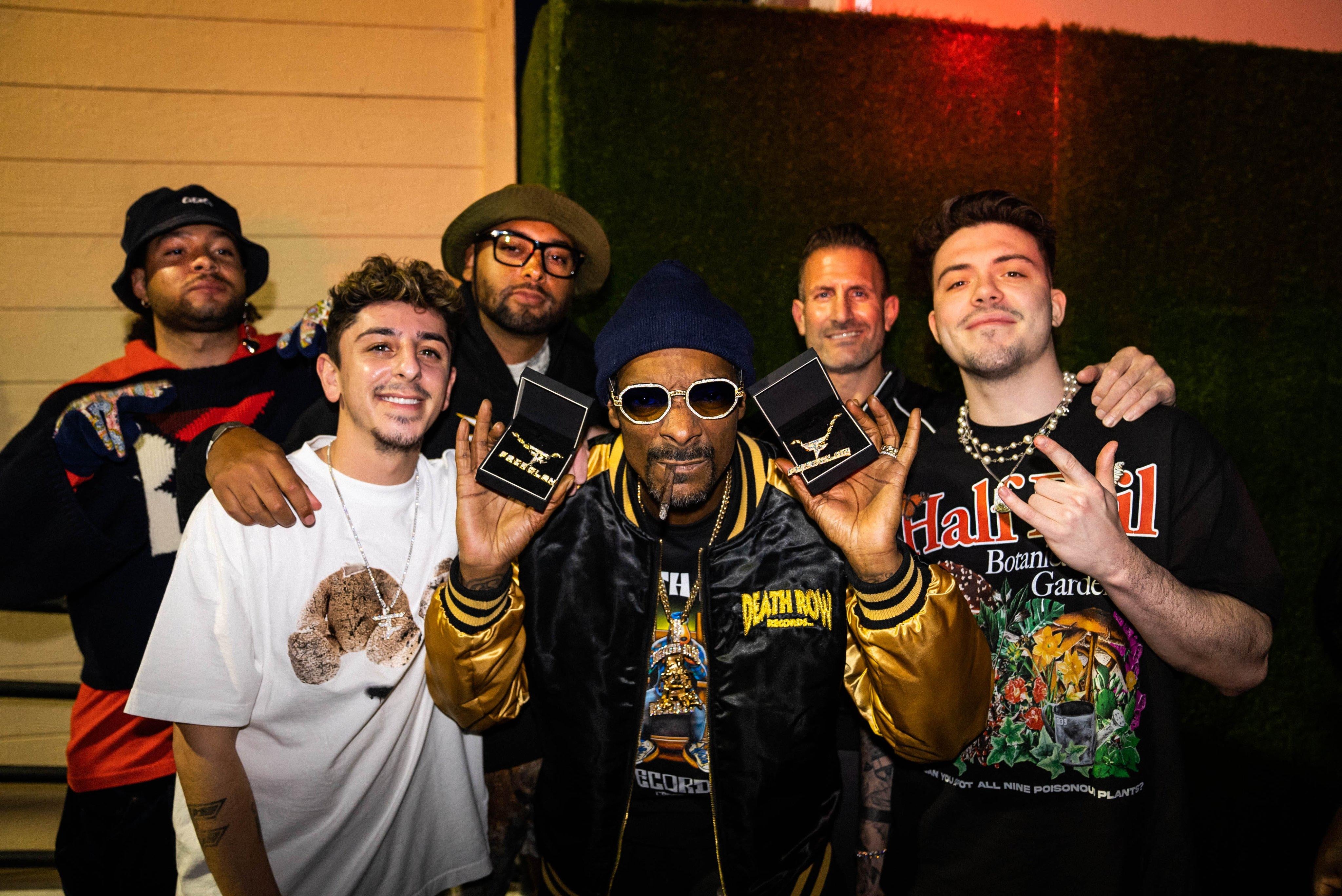 Snoop Dogg Joins FaZe Clann