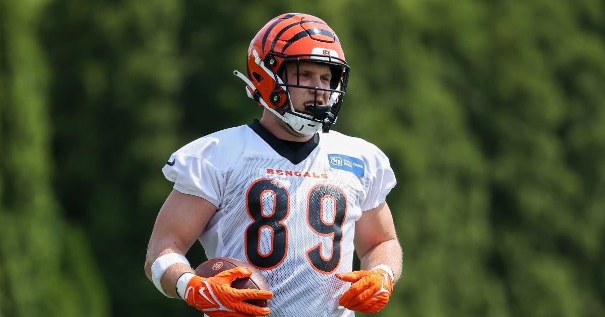 nfl-player-drew-sample-bengals-wife-family-members-out-ukraine