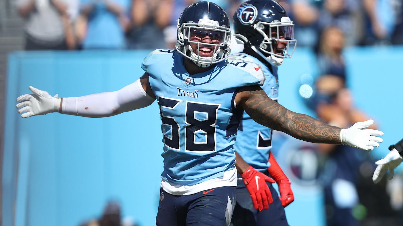 Titans Pro Bowl linebacker Harold Landry tears his ACL during practice, per report