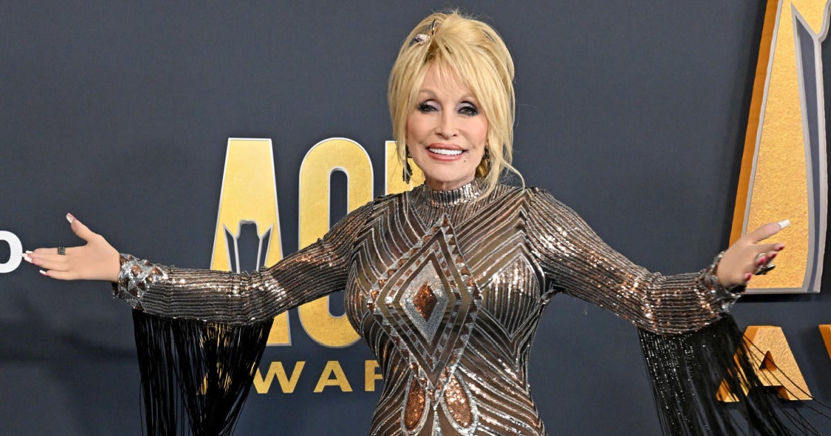 Dolly Parton on X: Tune into @espn's Monday Night Football