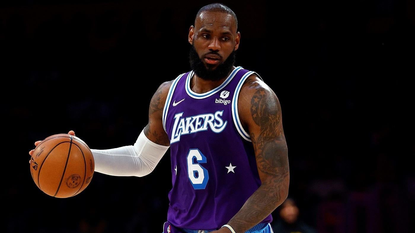 LeBron James, Lakers agree to two-year, $97.1 million contract extension, per report