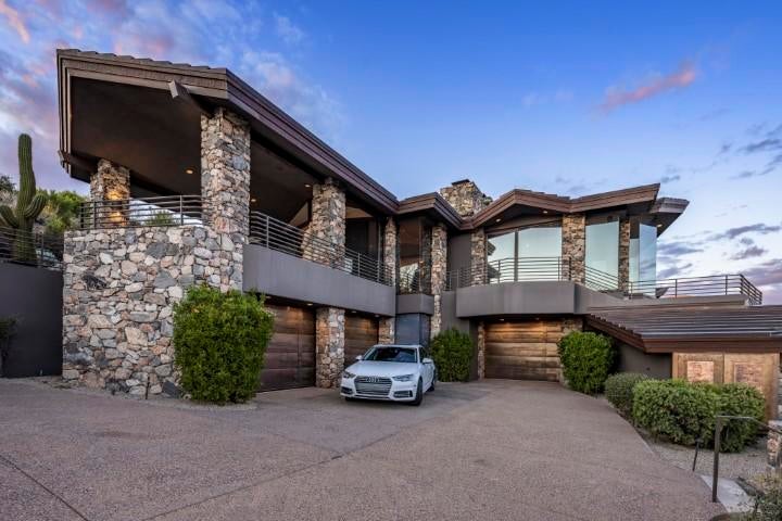 steven-seagall-arizona-house-1.jpg steven-seagall-arizona-house-1.jpg