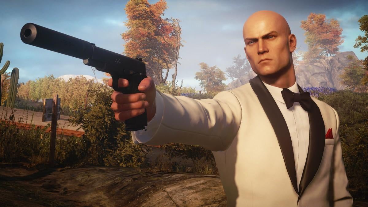 hitman-3-white-suit.jpg