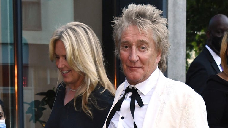 Rod Stewart Fills Pot Holes Near His House Because 'No One Can Be Bothered to Do It'
