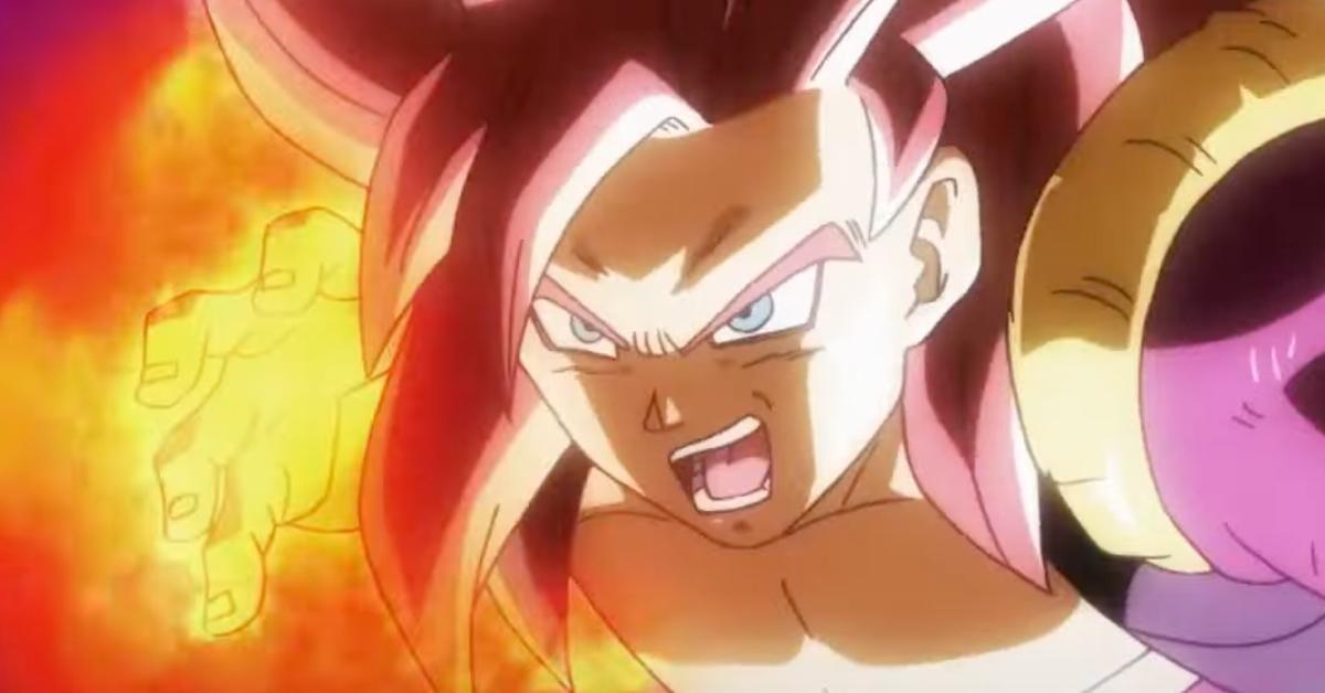 I know people will call me crazy, but SSJ4 Gogeta is performing