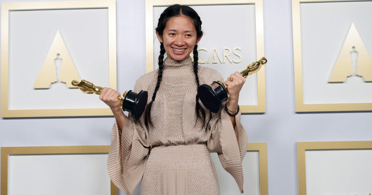 chloe-zhao-oscars-academy-awards.jpg chloe-zhao-oscars-academy-awards.jpg