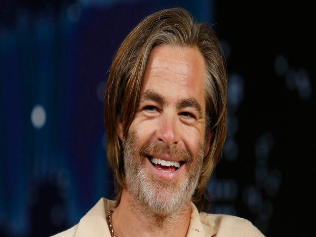 Chris Pine Reveals He Pretended to Be Chris Evans After Being Mistaken for TV Star