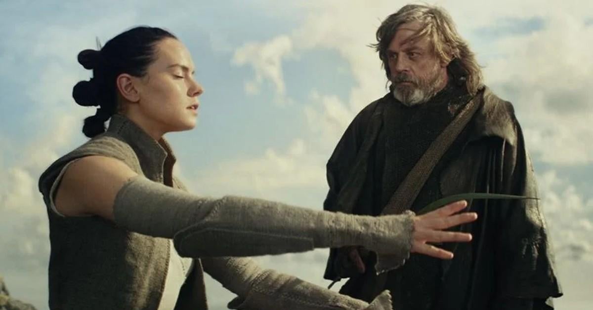 Star Wars: Lucasfilm President Address Reports of Original Plans for "Rey Kenobi"