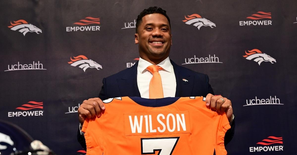 russell-wilson-selling-seattle-mansion-trade-denver-broncos