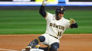 Padres win home opener against Braves in a blowout/ Padres
