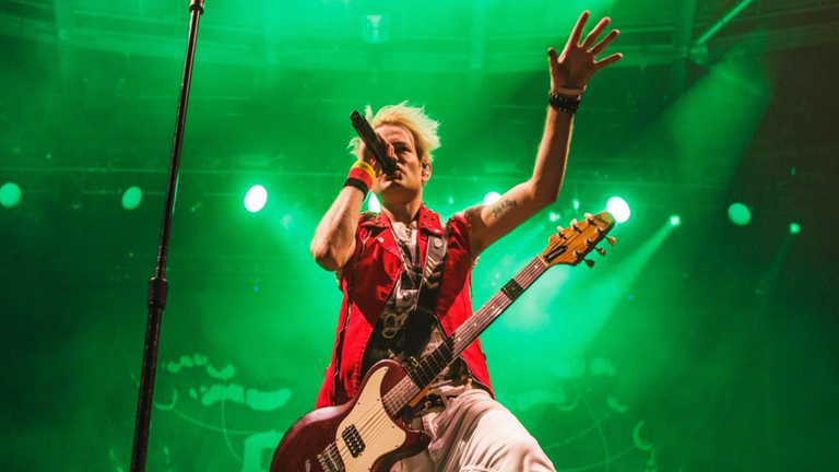 Sum 41's Deryck Whibley Sets The Record Straight on Infamous Band Feud (Exclusive)