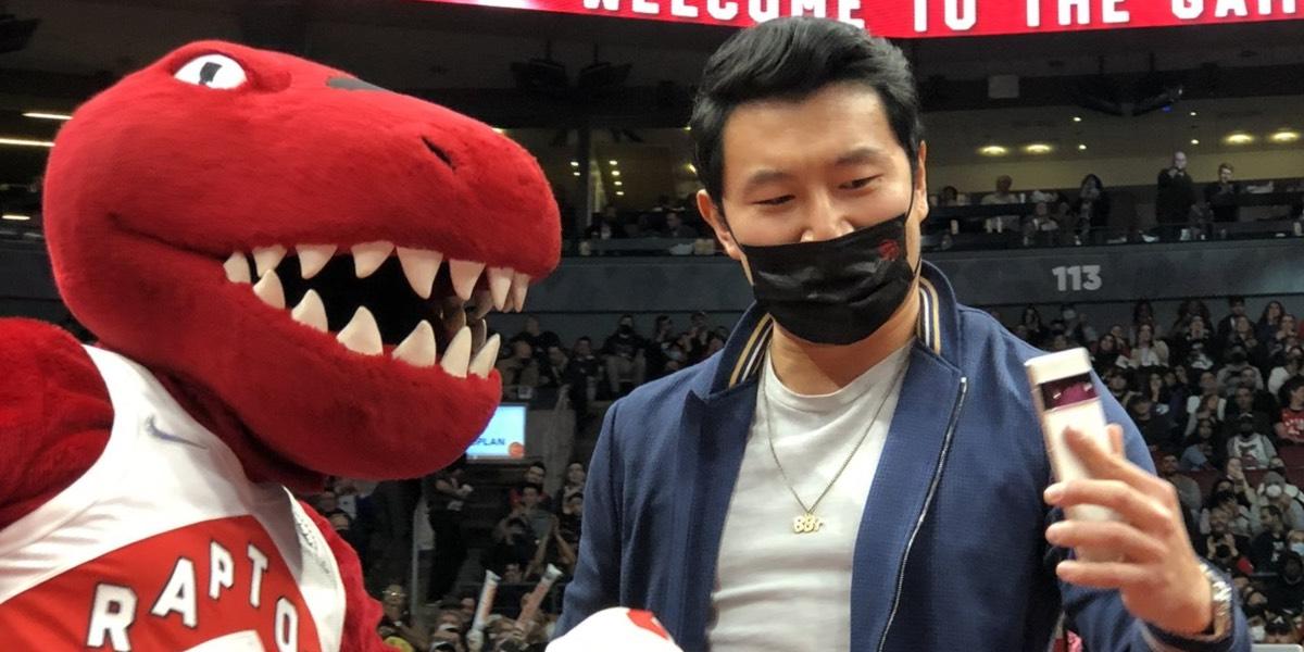 Simu Liu Was Presented With A Custom Toronto Raptors Jersey During