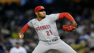 Reds' Hunter Greene dazzling early in his debut against World