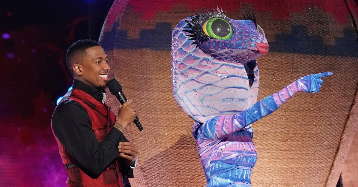 the-masked-singer-queen-cobra-nick-cannon