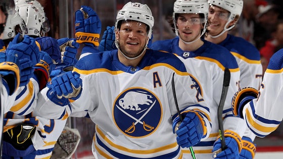 kyle-okposo.jpg