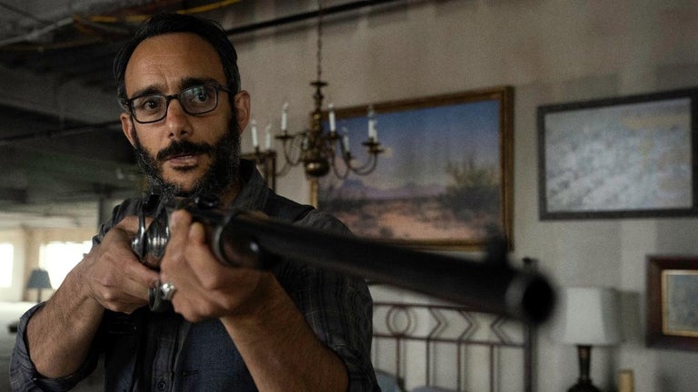 'Fear the Walking Dead' Star Omid Abtahi Reveals How First Day on Set Was a 'Dream Sequence' (Exclusive)