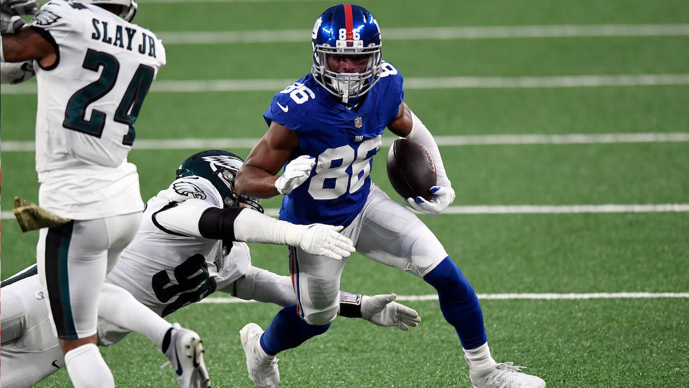 Giants' Darius Slayton agrees to take pay cut, will make league minimum to stay in New York, per report