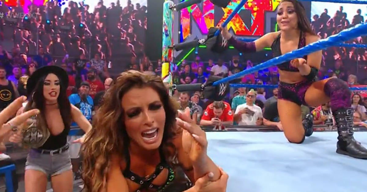 Mandy Rose WWE NXT Mengalahkan Roxanne Perez Room untuk Mendapatkan Bit