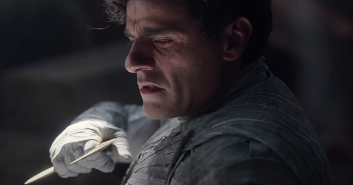 Oscar Isaac goes a bit batty in the 'Moon Knight' trailer