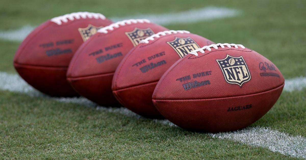 NFL Pro Bowl Running Back Requests Trade Ahead of 2022 Season.jpg