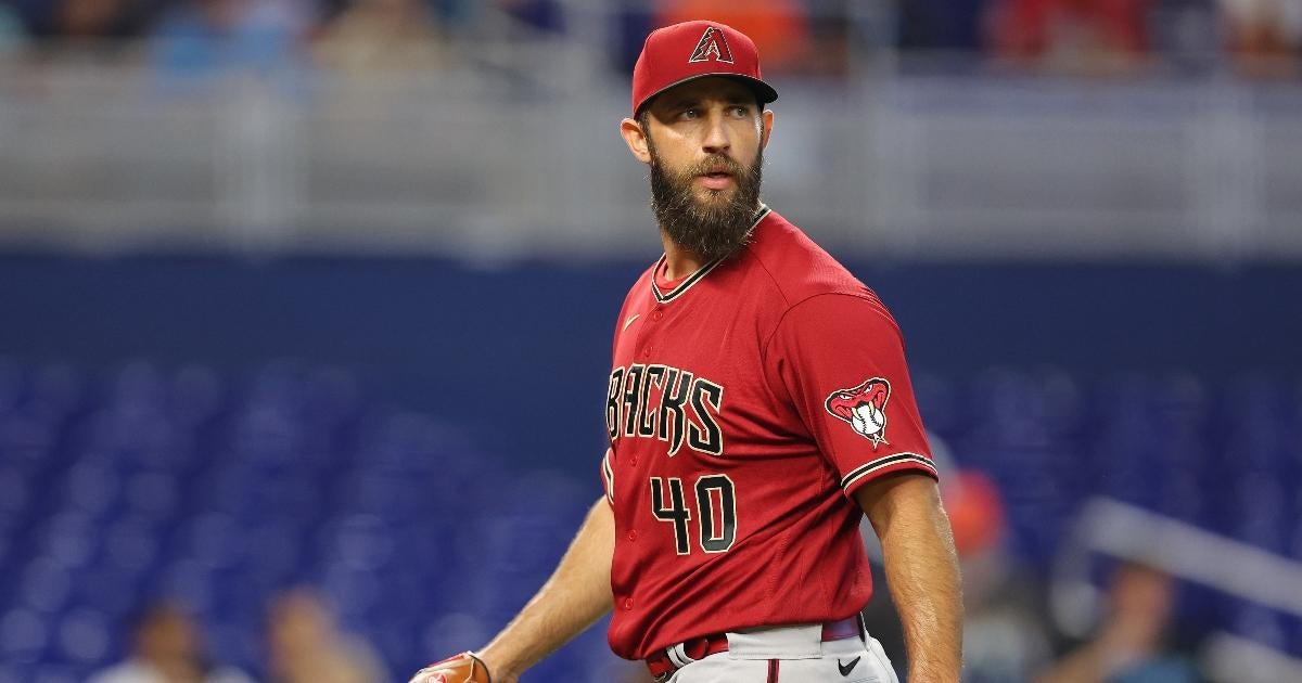 diamondbacks-madison-bumgarner-ejected-game-after-first-inning-goes-after-umpire