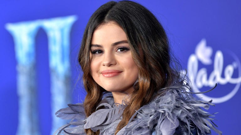 Selena Gomez to Make Her Hosting Debut on 'SNL'