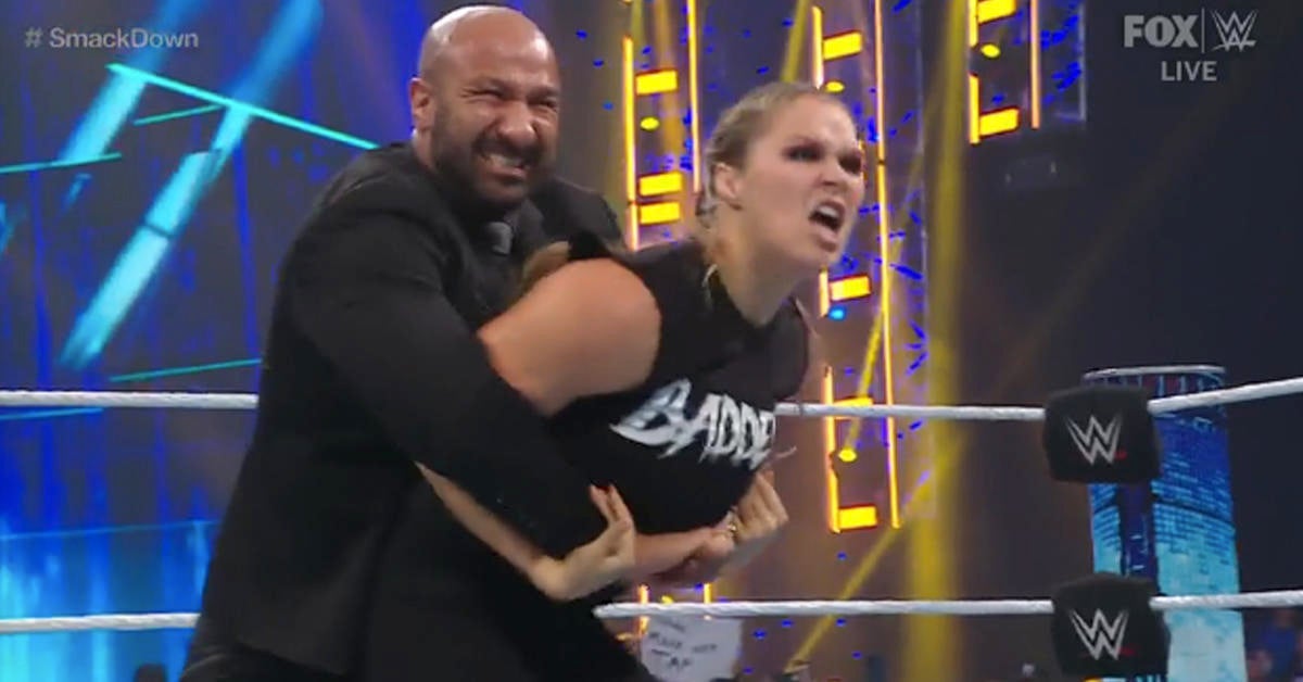 WWE's Ronda Rousey and Charlotte Flair Collide in All-Out Brawl on ...