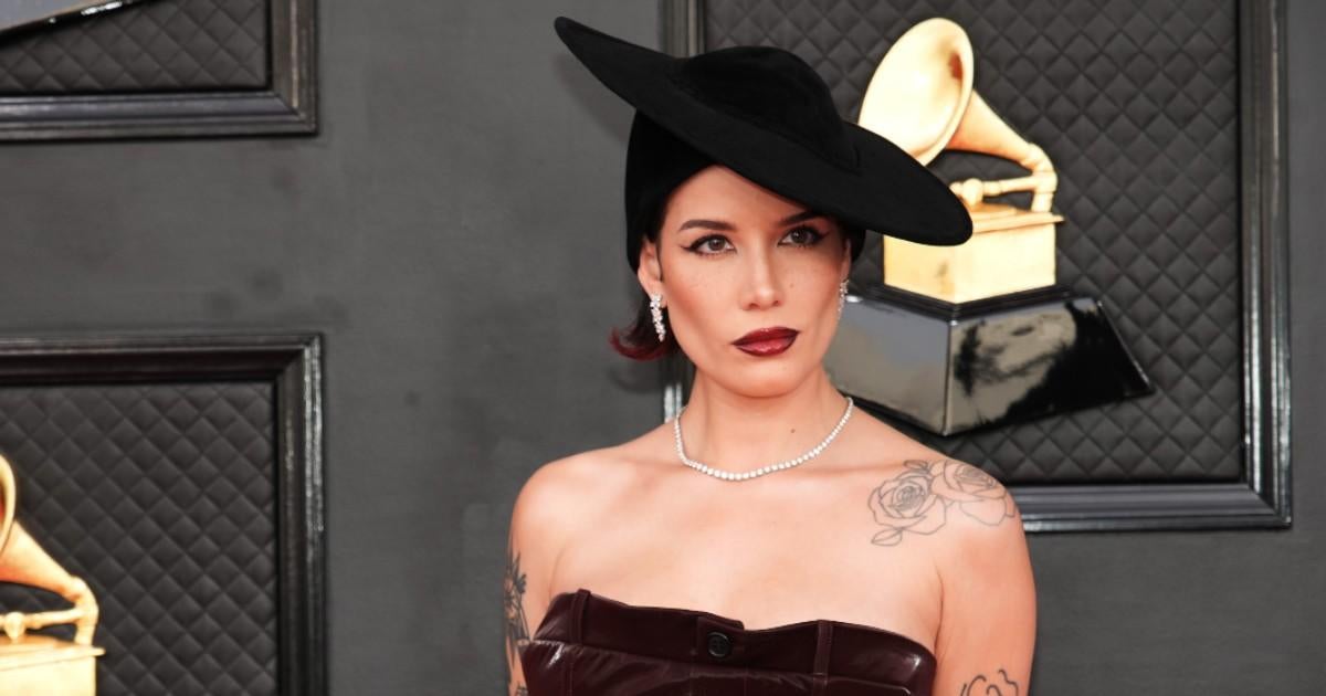 Halsey Opens up About Diagnosis for Multiple Illnesses, Struggle for Doctor to Take Them Seriously.jpg