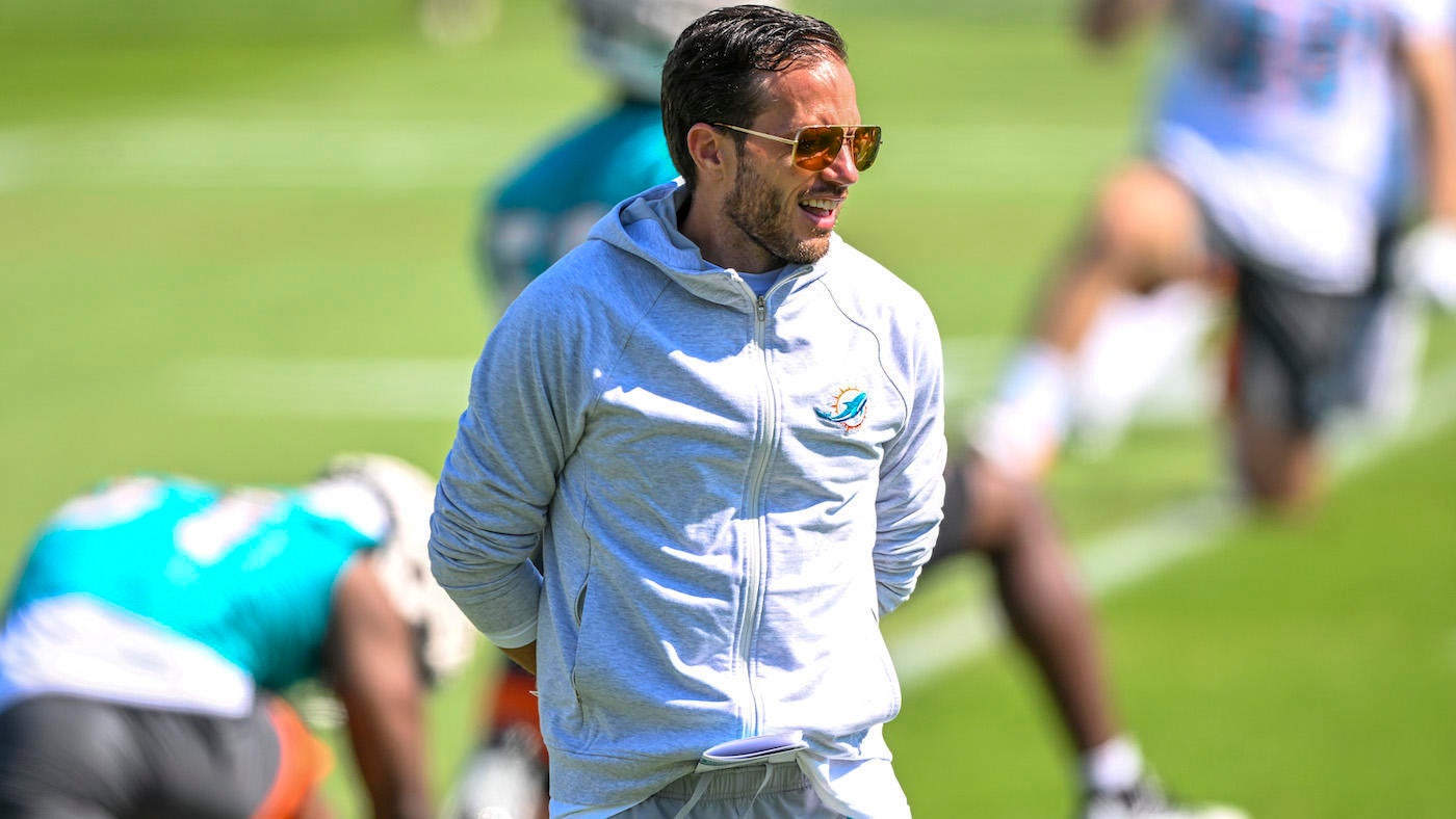 Dolphins' Mike McDaniel jokes Bill Belichick matchup is biggest win disparity in history; here's why it's not