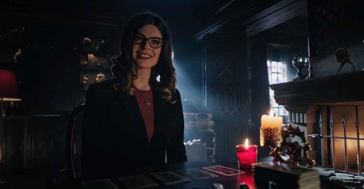 Riverdale: First Look at Caroline Day as Cheryl's Long-Lost Love